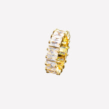 Elegant Gold-Tone Jewelled Womens Fashion Accessory Ring