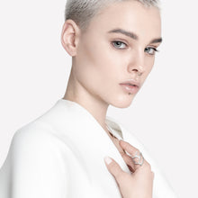 Vintage-Style Free-form Woman’s Ring In Two Colour Options