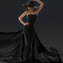 Luxury Art Deco Style Ladies Necklace with Green Cubic Zirconia