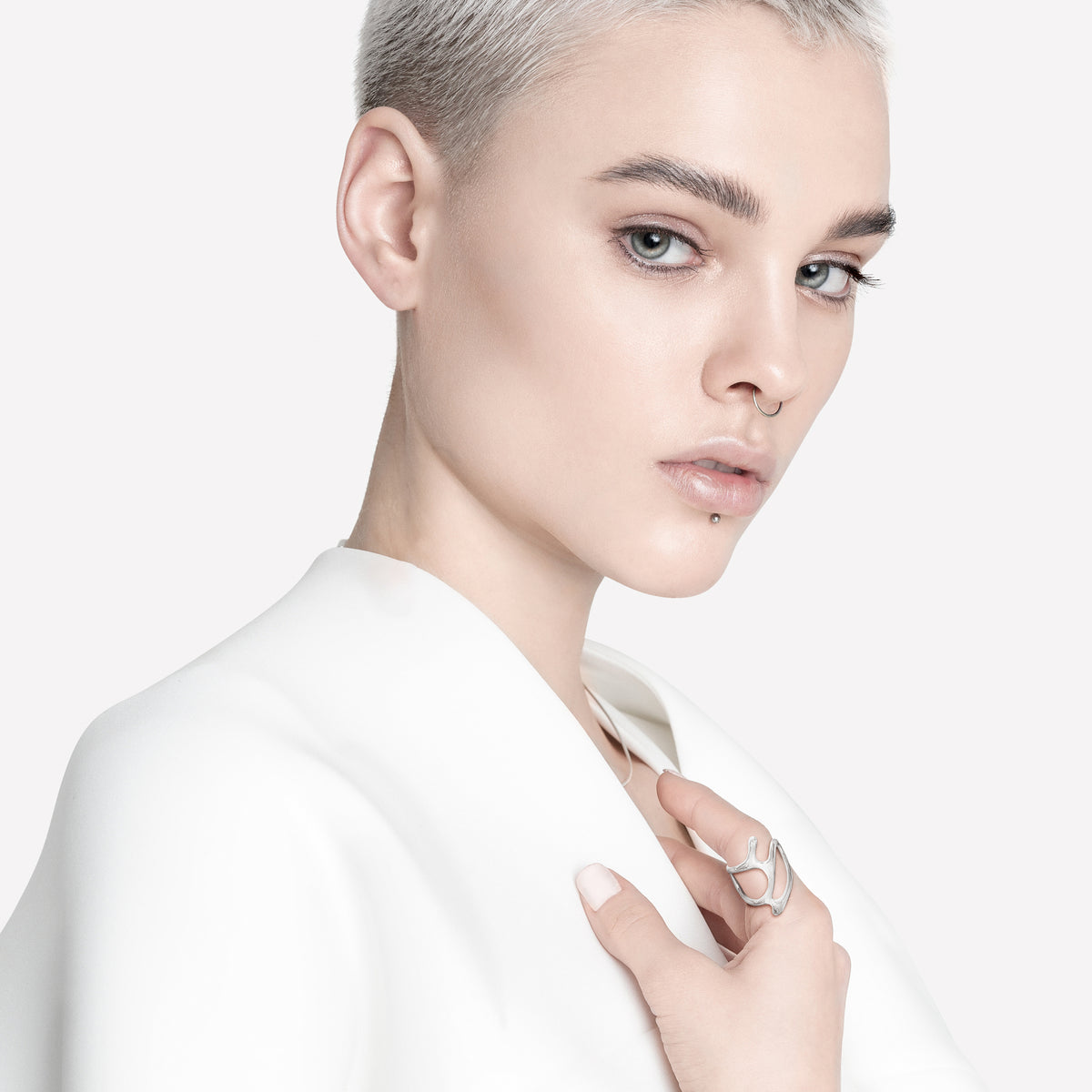 Vintage-Style Free-form Woman’s Ring In Two Colour Options