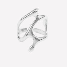 Vintage-Style Free-form Woman’s Ring In Two Colour Options