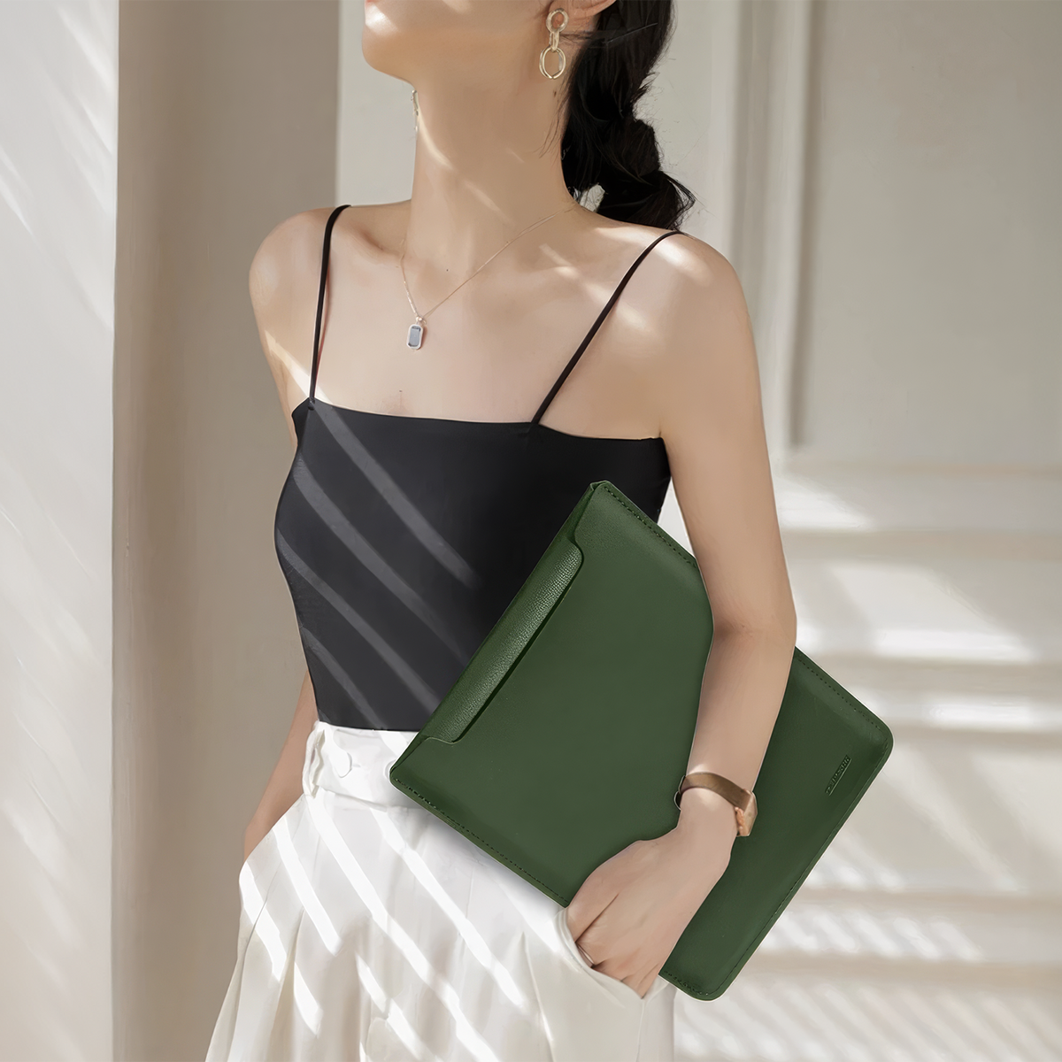 The Executive Minimalist Laptop Sleeve Noir 