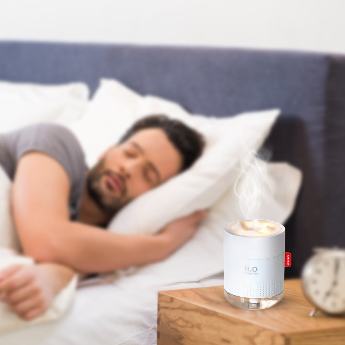 High-Tech Tabletop Ultrasonic Cool Mist Humidifier & Aromatherapy Device