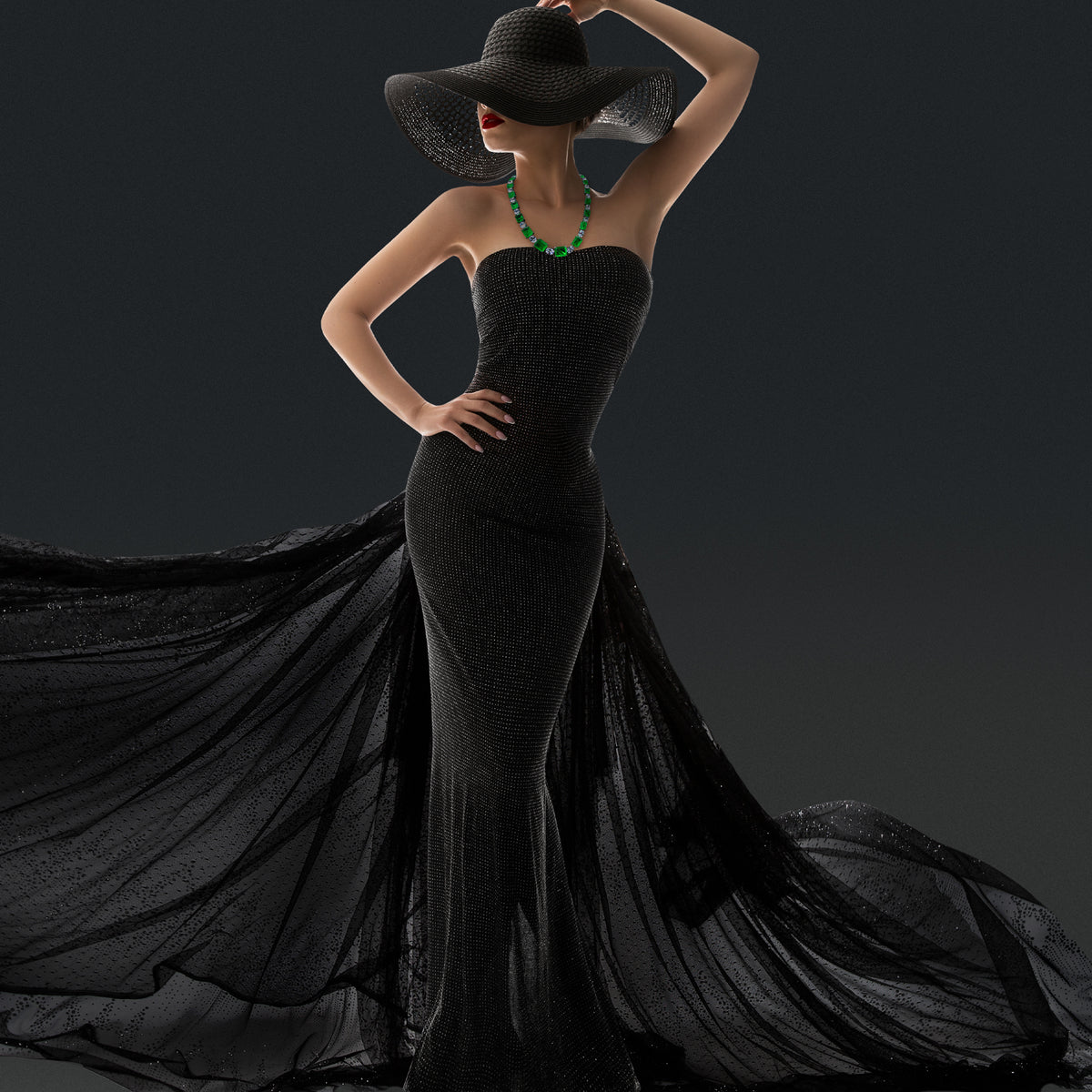 Luxury Art Deco Style Ladies Necklace with Green Cubic Zirconia