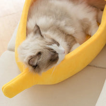 Delightful Cosy Banana-Shaped Cat Bed